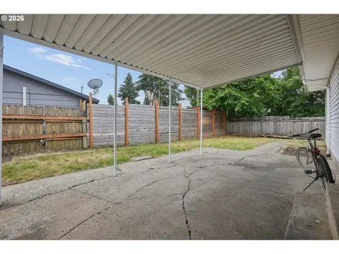 16820 SE Alder Street Portland OR 97233