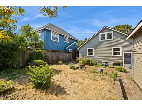 3320 NE 52nd Avenue Portland OR 97213