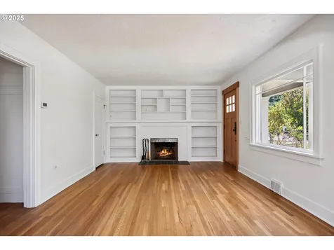 3320 NE 52nd Avenue Portland OR 97213
