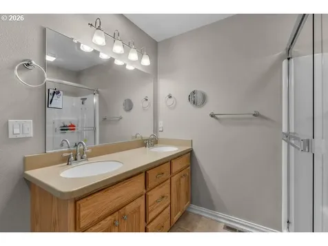 222 SW Meadow Lakes Drive Prineville OR 97754