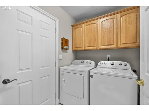 222 SW Meadow Lakes Drive Prineville OR 97754