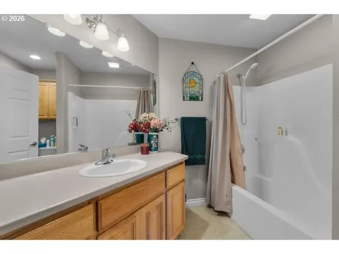 222 SW Meadow Lakes Drive Prineville OR 97754