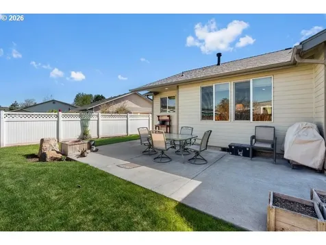 222 SW Meadow Lakes Drive Prineville OR 97754