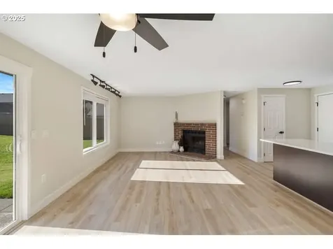 15507 SE 14th Street Vancouver WA 98683
