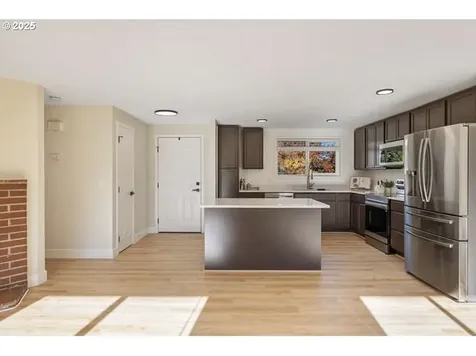 15507 SE 14th Street Vancouver WA 98683