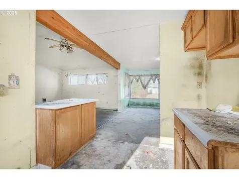 4360 Glenwood Drive SE Salem OR 97317