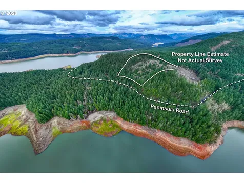 83715 Peninsula Road Fall Creek OR 97438