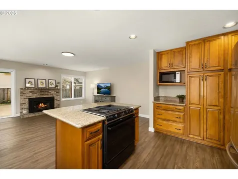 2366 NE Lindsey Drive Hillsboro OR 97124