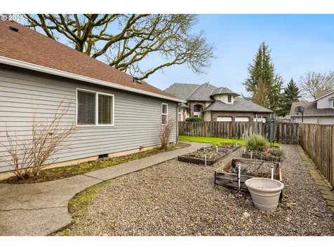 2366 NE Lindsey Drive Hillsboro OR 97124