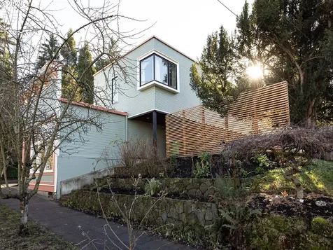 5340 SE Lincoln Street Portland OR 97215