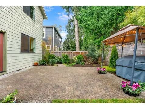 3803 SE Nehalem Street Portland OR 97202