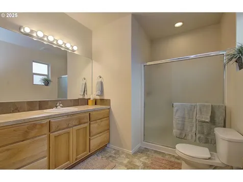 2126 S Wind River Circle Ridgefield WA 98642