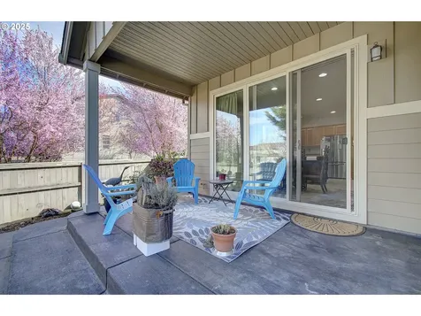 2126 S Wind River Circle Ridgefield WA 98642