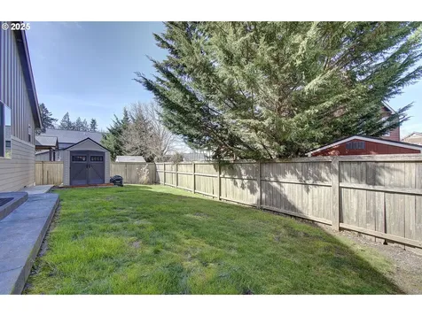 2126 S Wind River Circle Ridgefield WA 98642