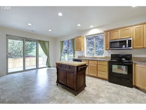 2126 S Wind River Circle Ridgefield WA 98642