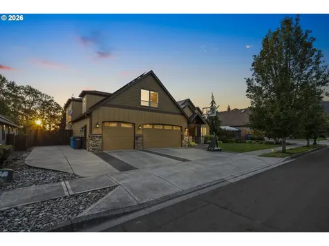 12502 NW 49th Avenue Vancouver WA 98685