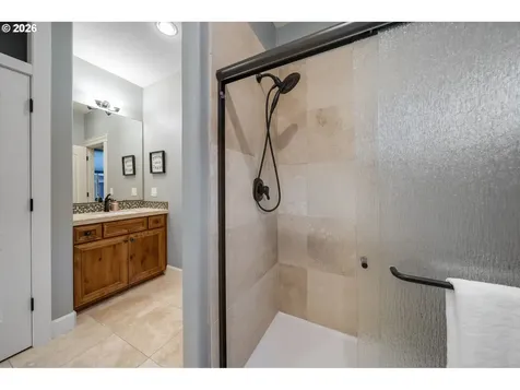 12502 NW 49th Avenue Vancouver WA 98685
