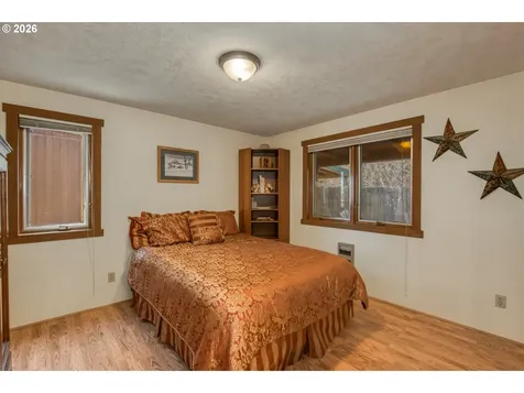 16493 NE Major Lane Yamhill OR 97148