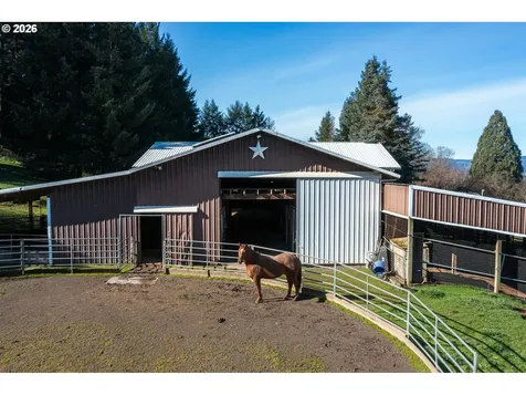 16493 NE Major Lane Yamhill OR 97148