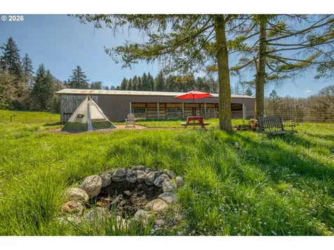 16493 NE Major Lane Yamhill OR 97148