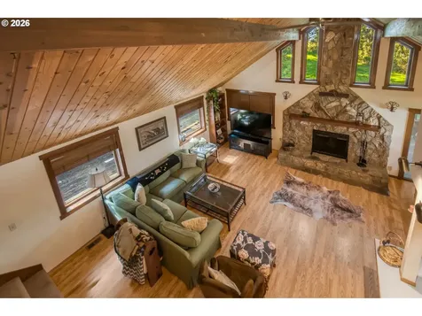 16493 NE Major Lane Yamhill OR 97148