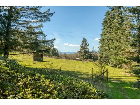16493 NE Major Lane Yamhill OR 97148