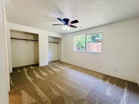 1636 Kendall Street Roseburg OR 97471