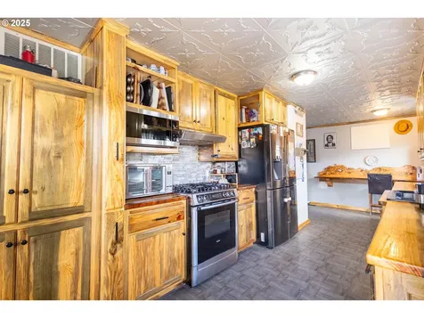 110 Lake Avenue La Grande OR 97850