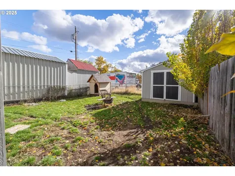110 Lake Avenue La Grande OR 97850