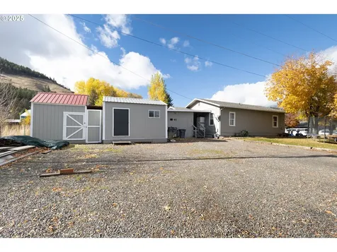 110 Lake Avenue La Grande OR 97850