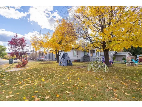 110 Lake Avenue La Grande OR 97850