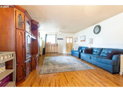 110 Lake Avenue La Grande OR 97850