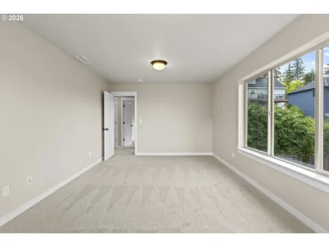 4035 SW Stephenson Street Portland OR 97219