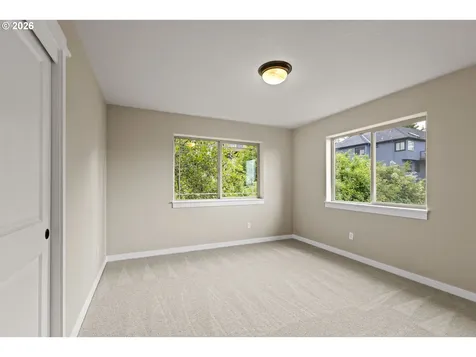 4035 SW Stephenson Street Portland OR 97219