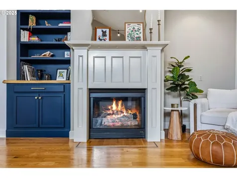 7925 SW 28th Avenue Portland OR 97219