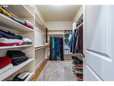 7925 SW 28th Avenue Portland OR 97219