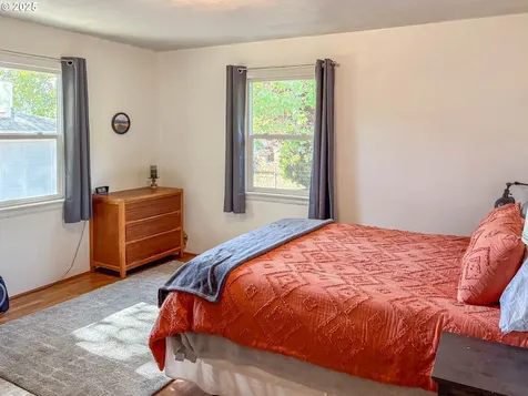 1575 NW Beaumont Avenue Roseburg OR 97471