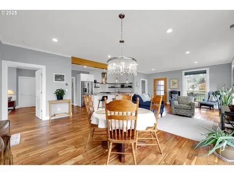 24456 Warthen Road Elmira OR 97437