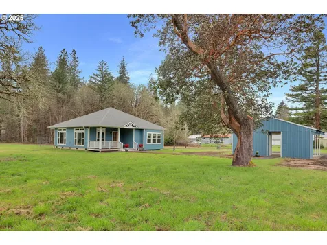 24456 Warthen Road Elmira OR 97437
