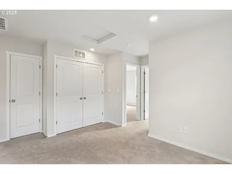 11002 NE 127th Avenue Vancouver WA 98682