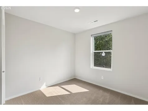11002 NE 127th Avenue Vancouver WA 98682