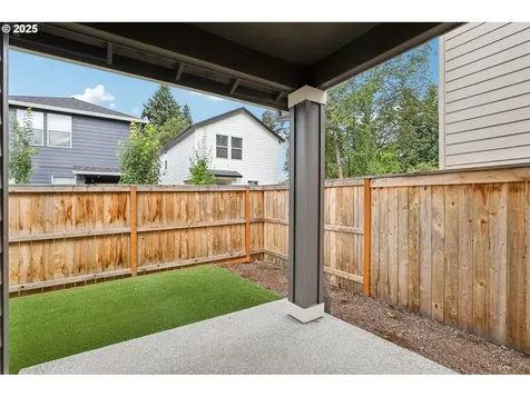 11002 NE 127th Avenue Vancouver WA 98682