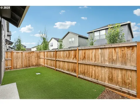 11002 NE 127th Avenue Vancouver WA 98682