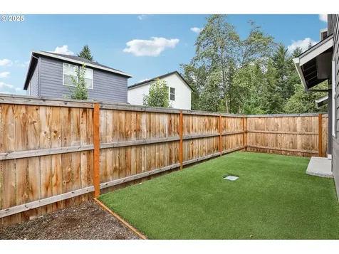 11002 NE 127th Avenue Vancouver WA 98682