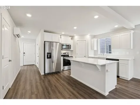 11002 NE 127th Avenue Vancouver WA 98682