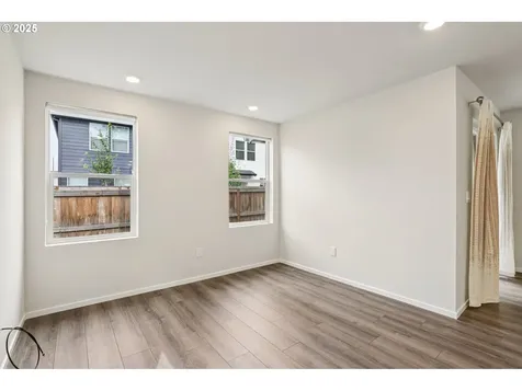 11002 NE 127th Avenue Vancouver WA 98682