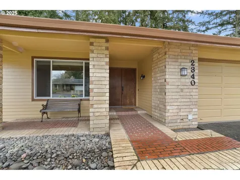 2340 SE Singing Woods Drive Hillsboro OR 97123