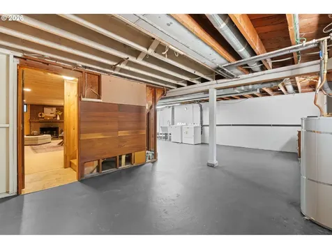 10030 NE Skidmore Street Portland OR 97220
