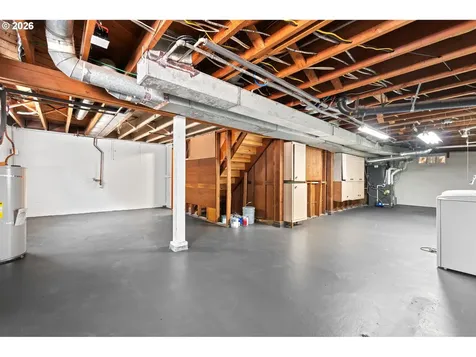 10030 NE Skidmore Street Portland OR 97220