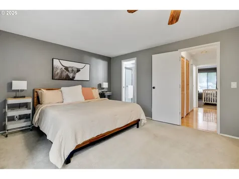 13615 SE 124th Place Clackamas OR 97015